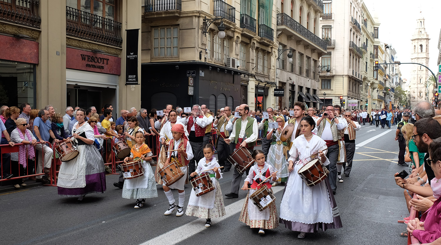 The morning parade on 9 October - Día de la Comunidad Valenciana