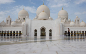 The huge courtyard at the Sheikh Zayed Grand Mosque